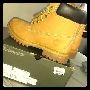 Timberlands premium 6 water proof